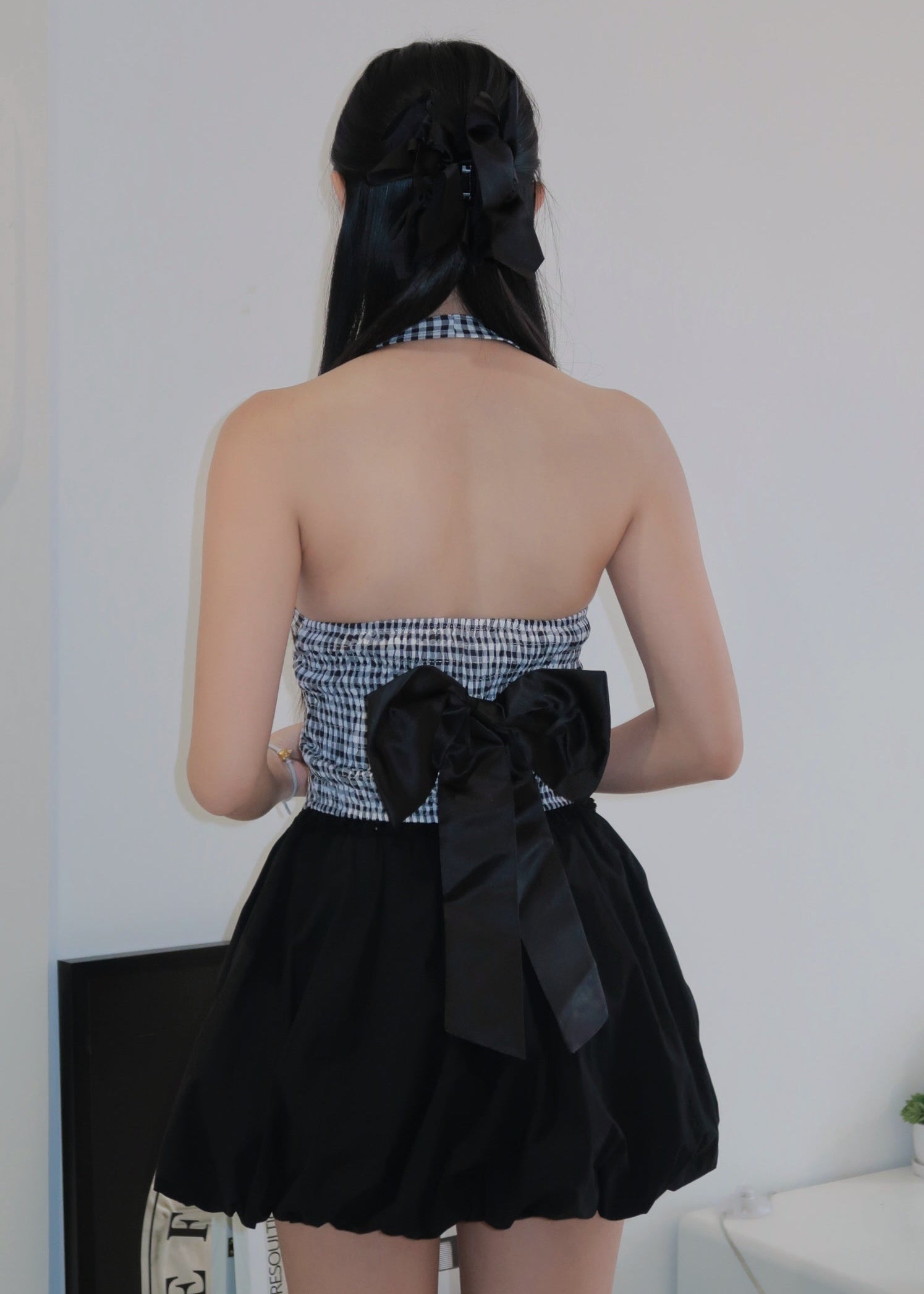 Chic Bow Halter Top - Black