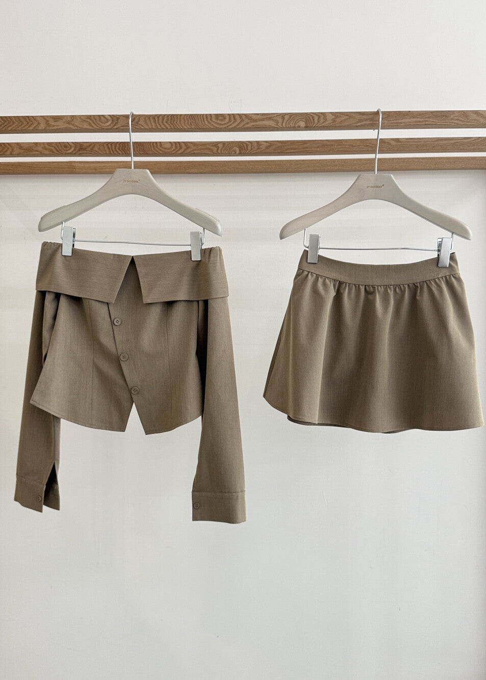 【Pre-Order】Camille Set - Khaki