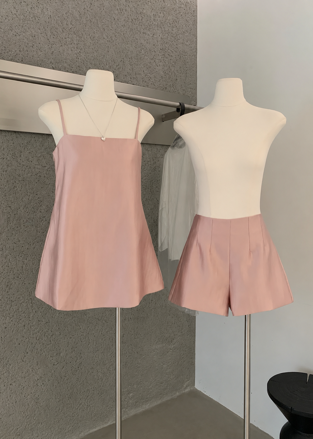 【Pre-Order】Muse Set - Pink (Lustre Fabric)