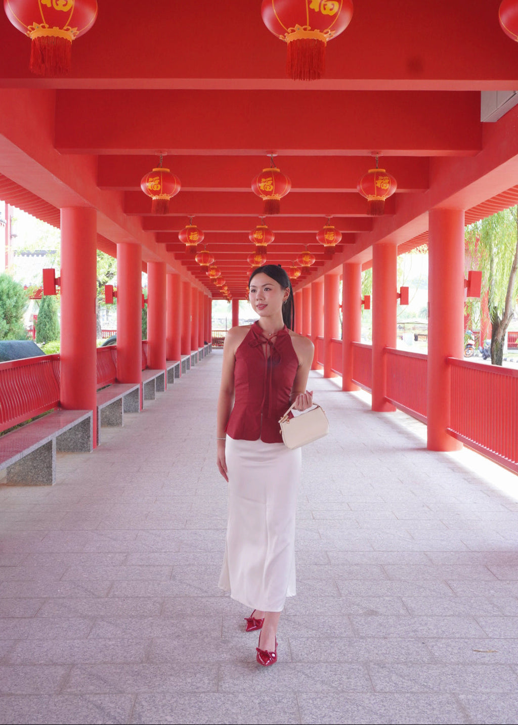 Bloom Knot Halter 绽结挂脖上衣 - Red