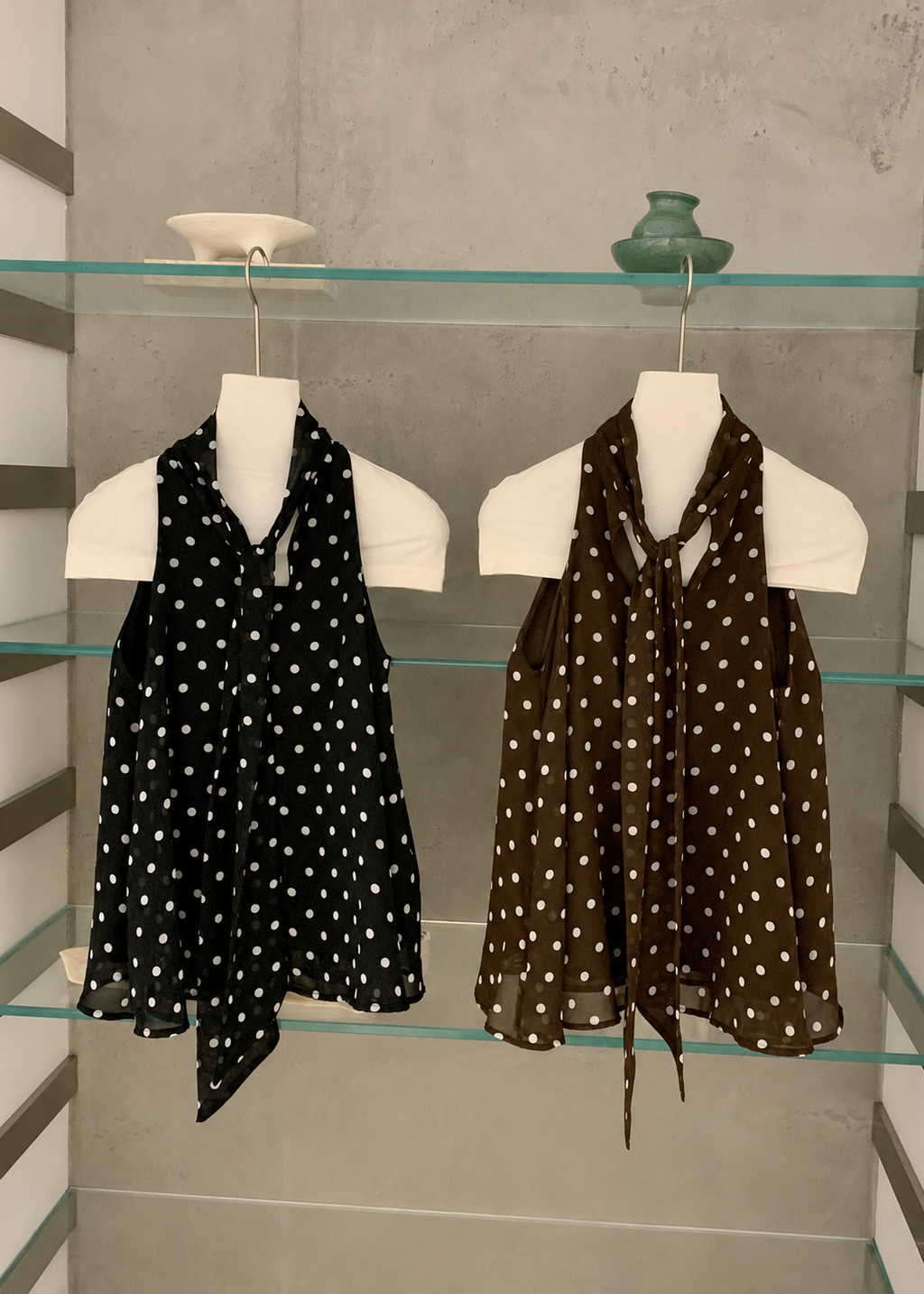 【Pre-Order】Noelle Polka Top