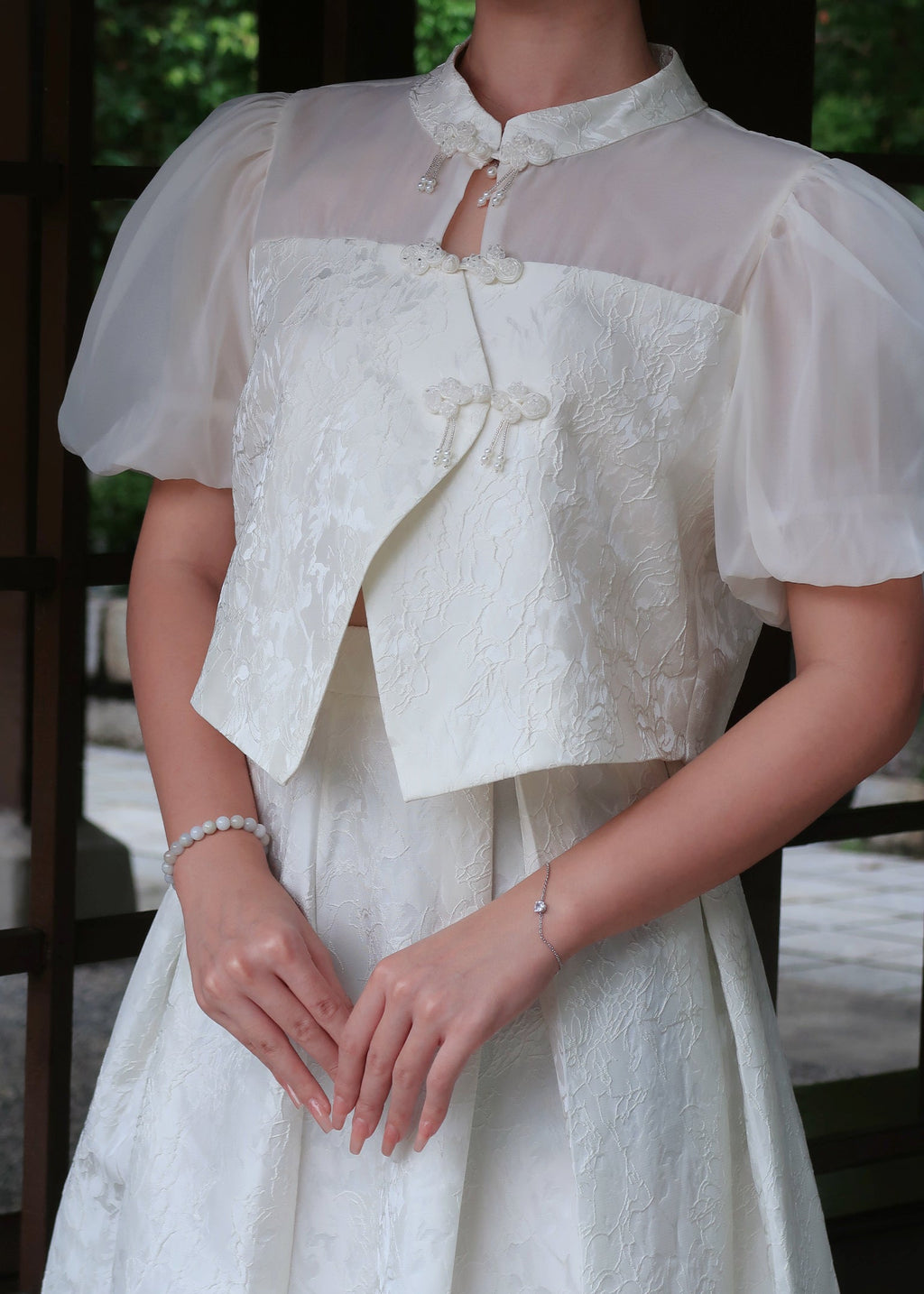 Prosper Pleated Set 福盈百褶套装 - White