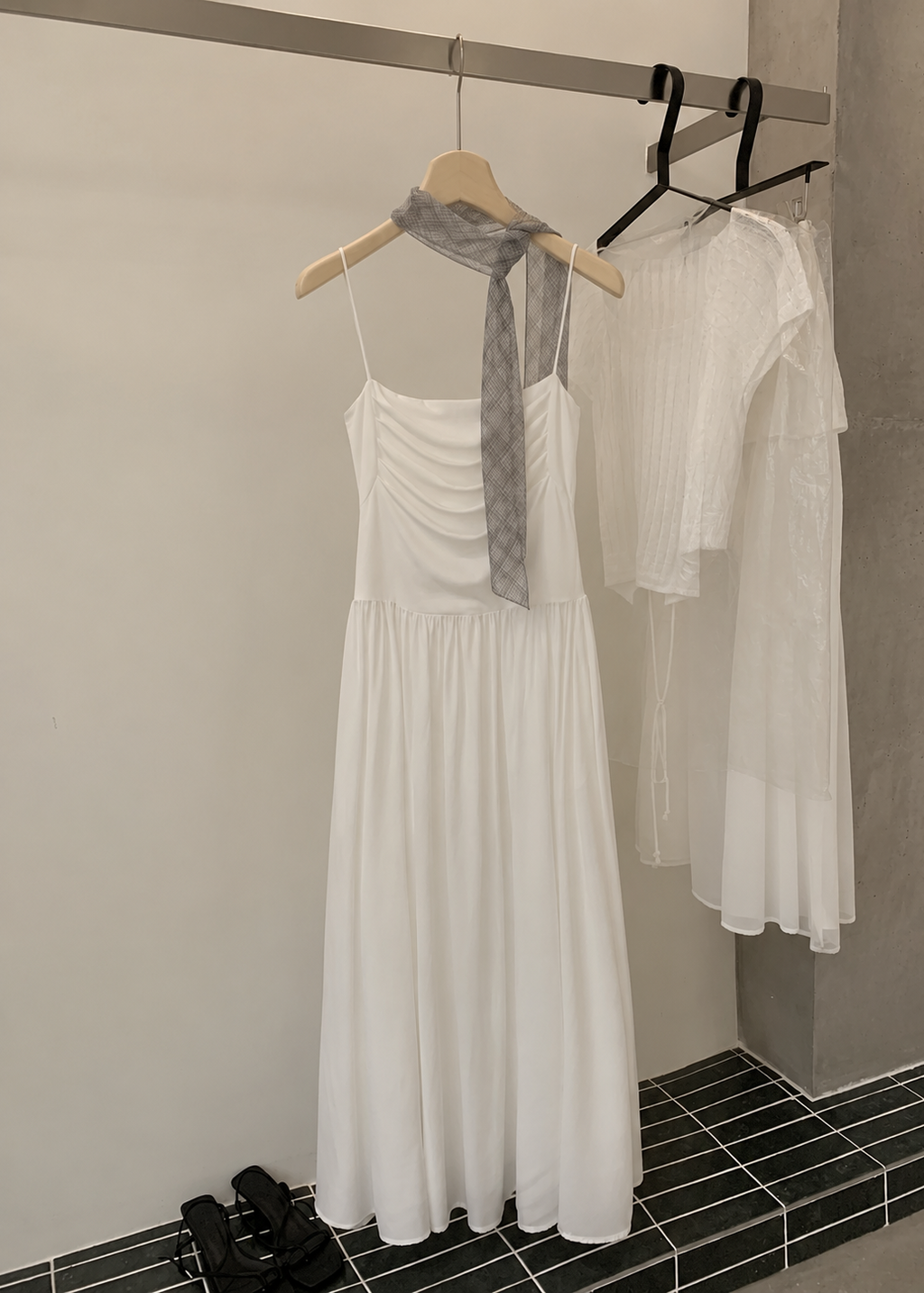 【Pre-Order】Isla Slip Maxi Dress- White