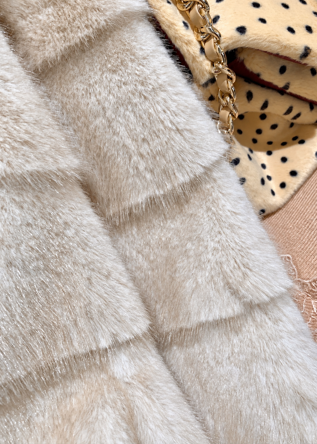 【 Pre-Order】Dolly Faux Fur Jacket