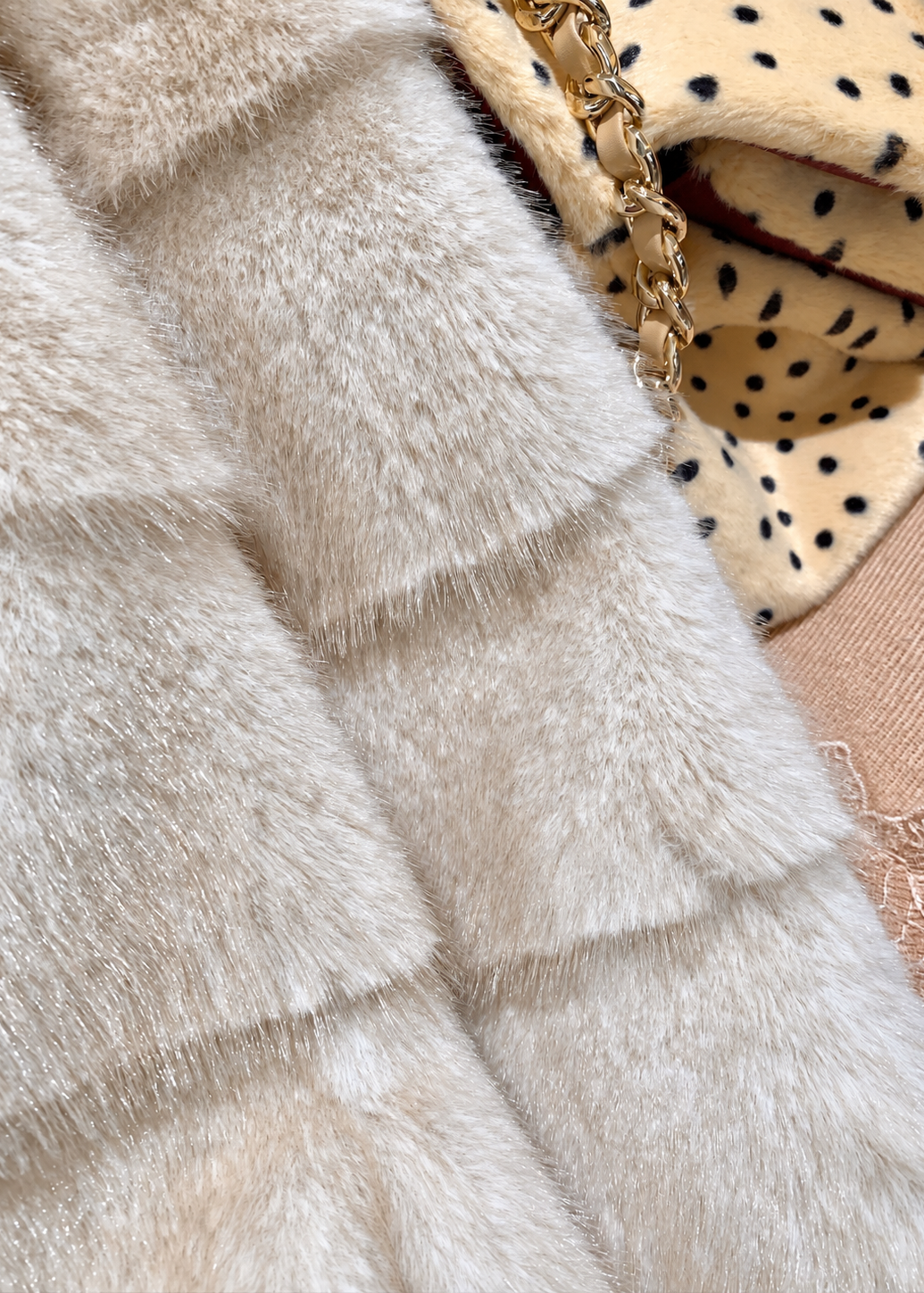 【 Pre-Order】Dolly Faux Fur Jacket