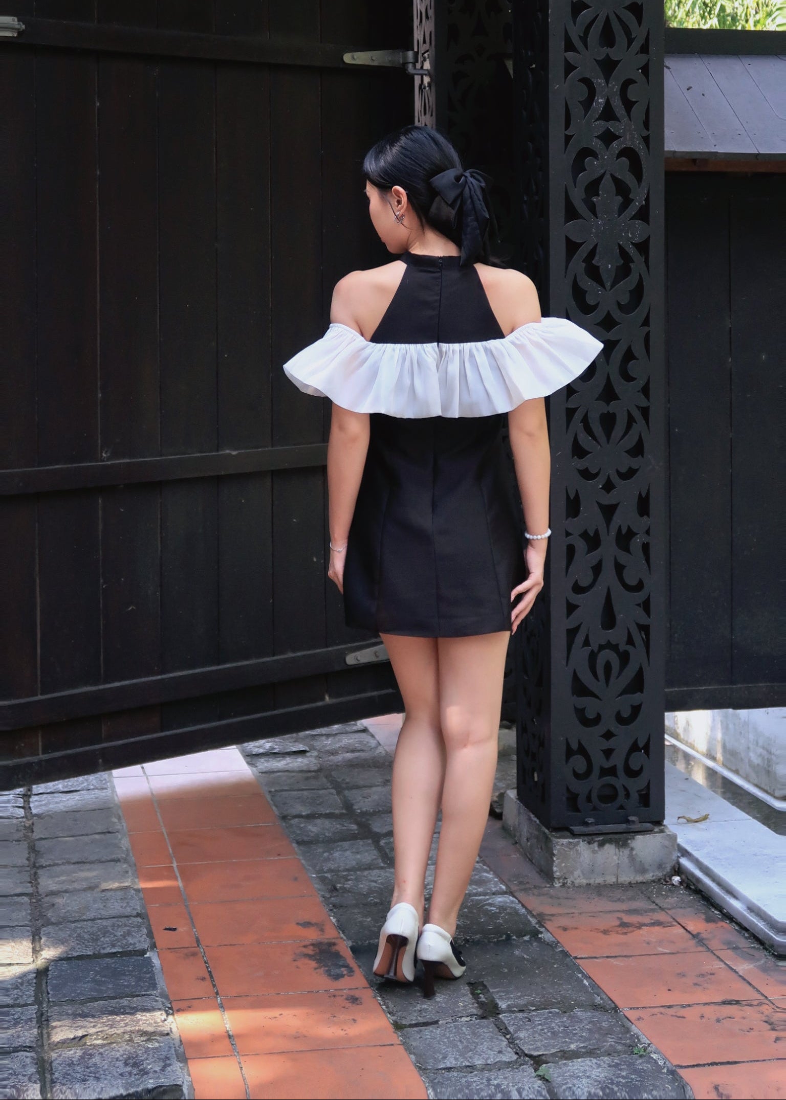 Ru Yi Knot Dress 如意结连衣裙  - Black