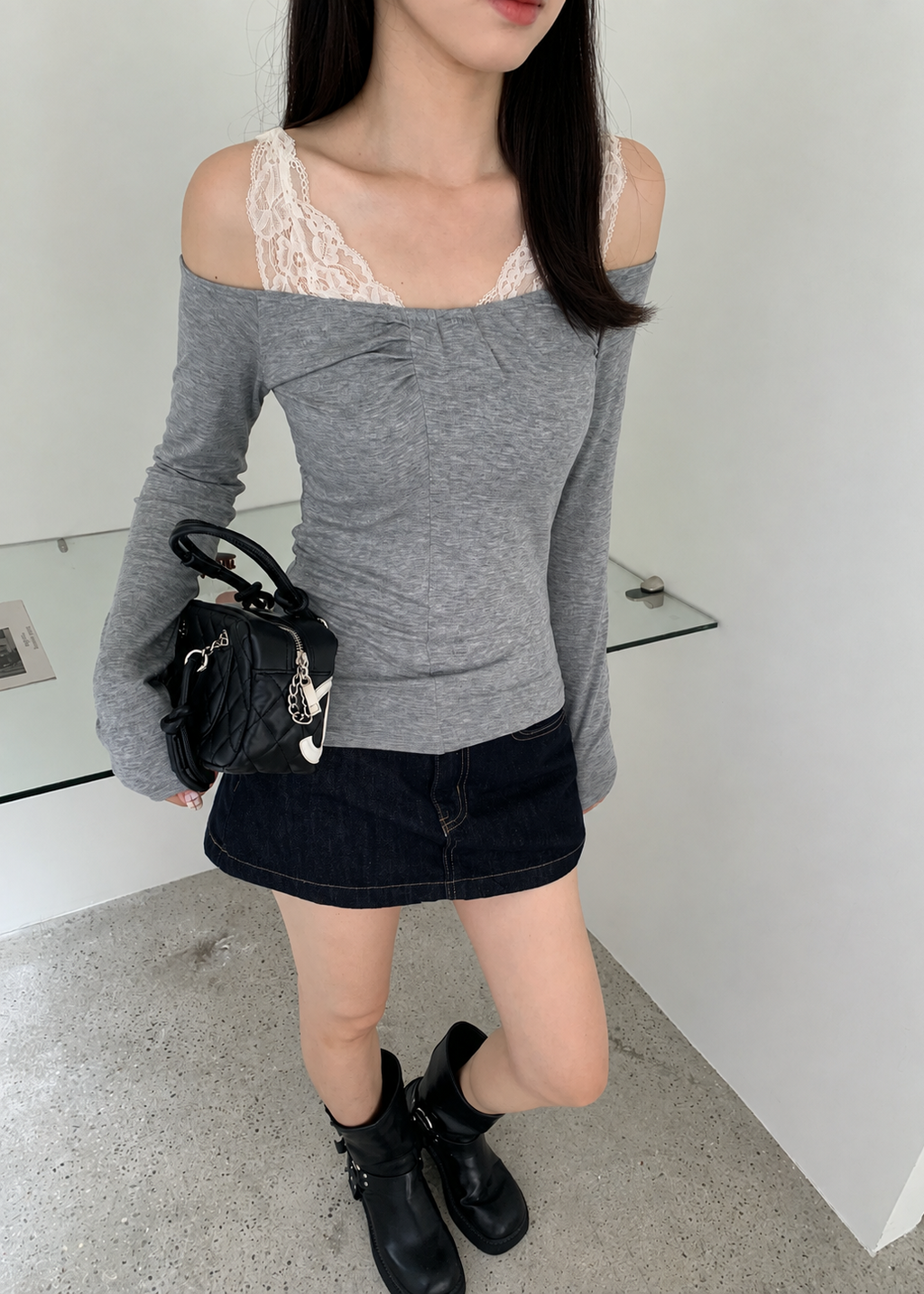 【Pre-Order】Vivia Off-Shoulder Top - Grey