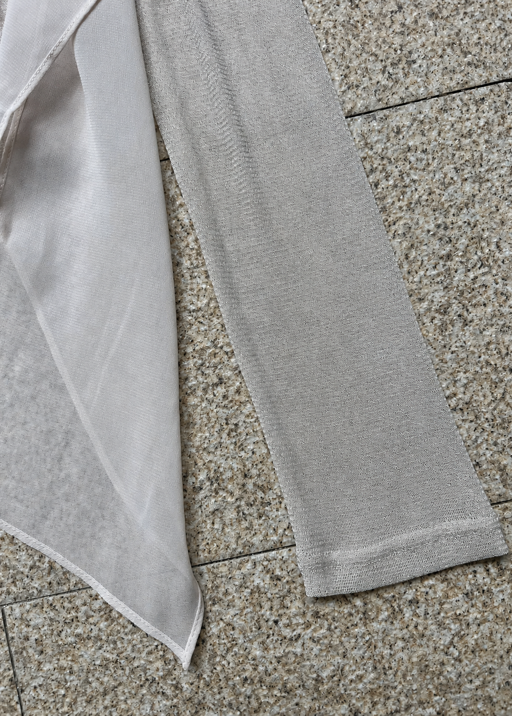 【Pre-Order】Arielle Draped Sleeve Top