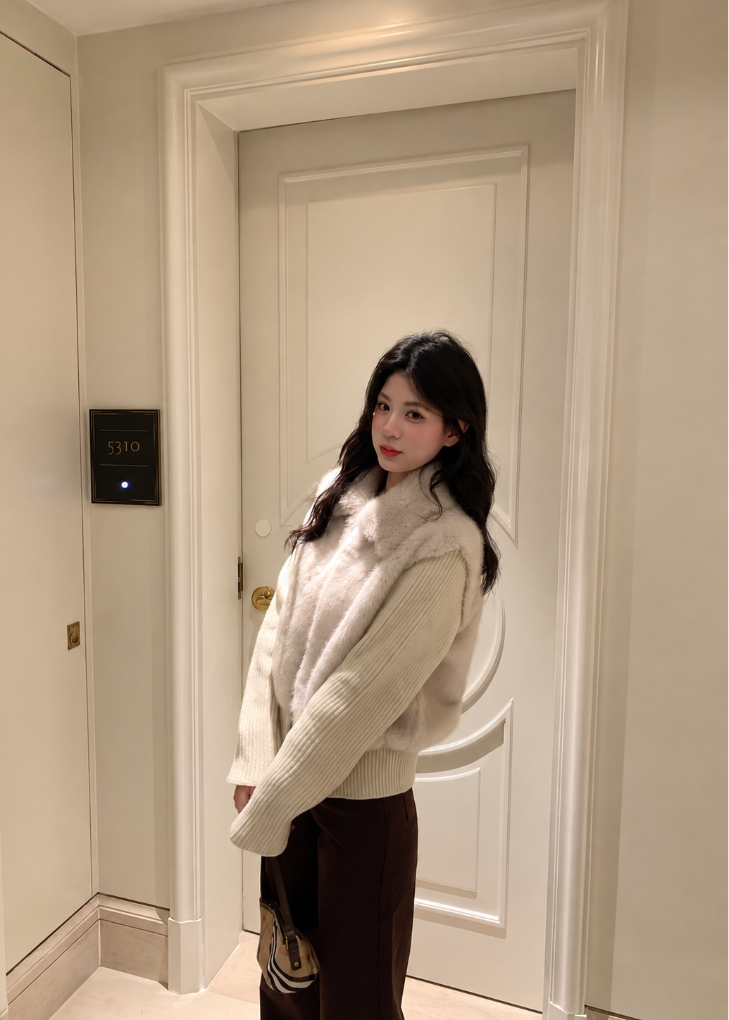 【 Pre-Order】Blair Faux Fur Jacket
