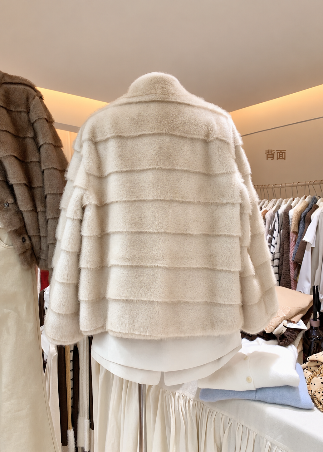 【 Pre-Order】Dolly Faux Fur Jacket
