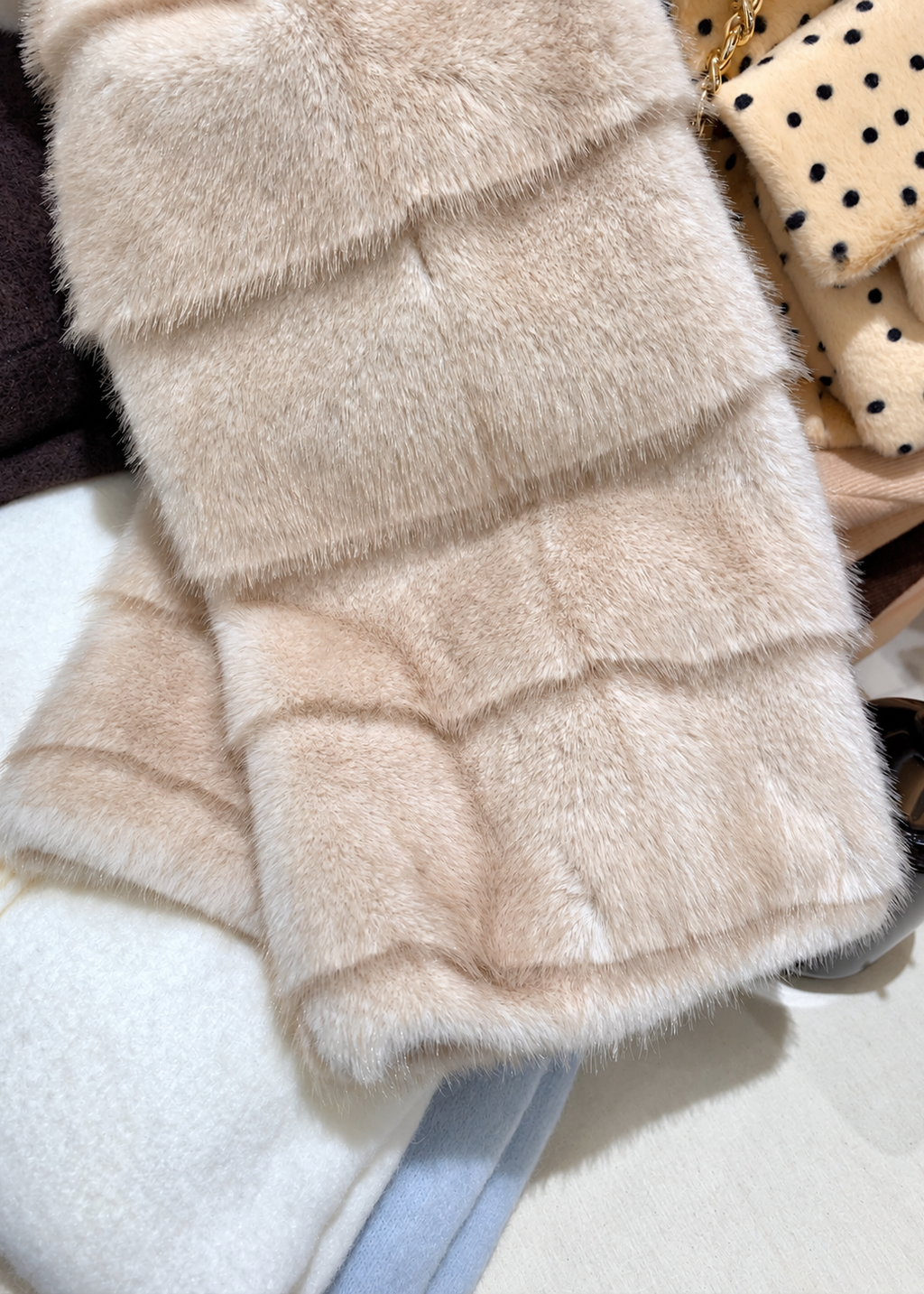【 Pre-Order】Dolly Faux Fur Jacket