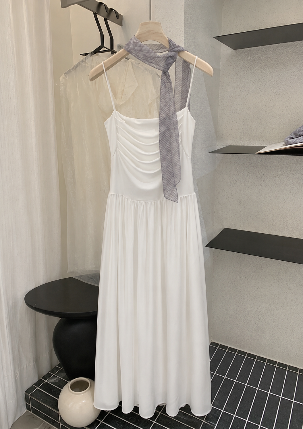 【Pre-Order】Isla Slip Maxi Dress- White