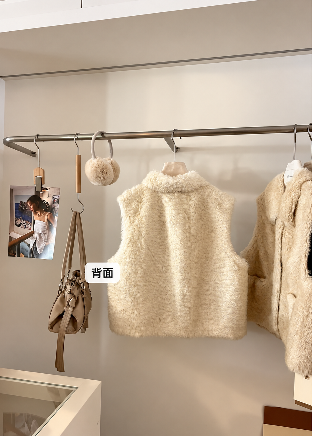 【 Pre-Order 】Hush Faux Fur Collar Vest