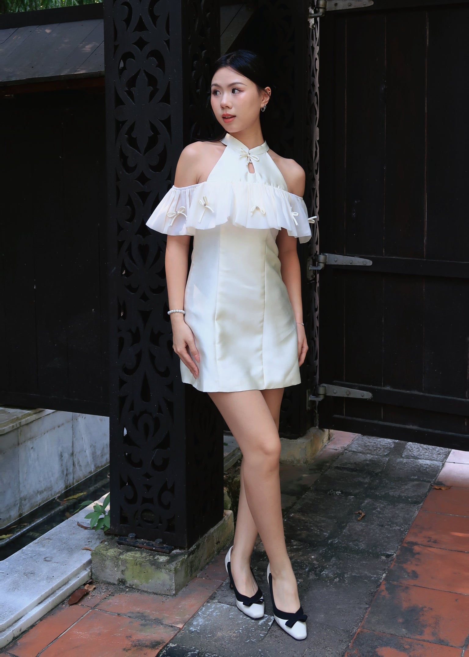 Ru Yi Knot Dress 如意结连衣裙 - White