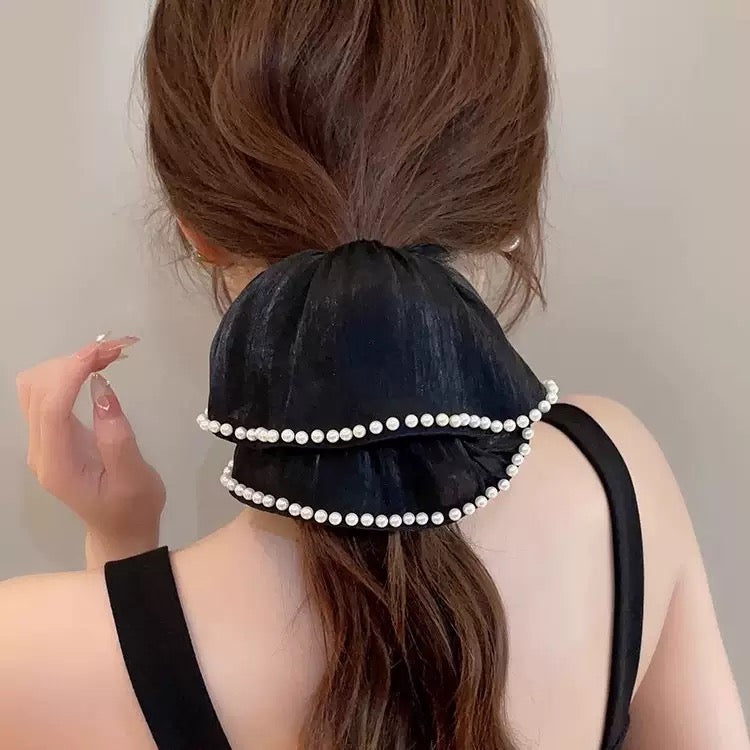 Pearl Poem Scrunchie