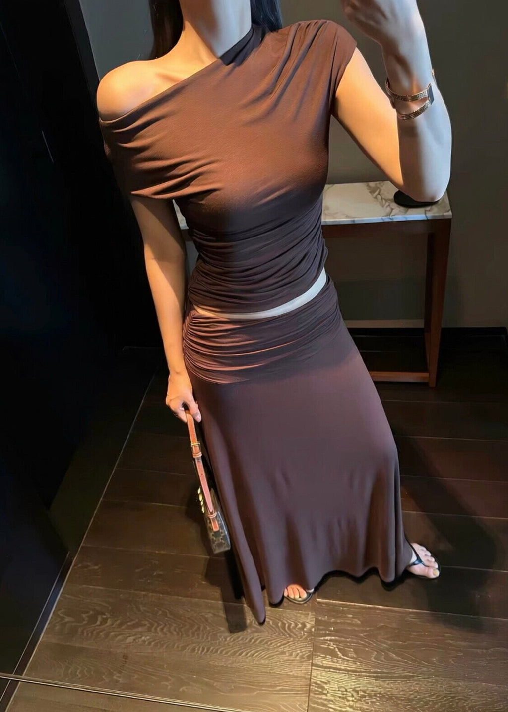 【Pre-Order】Mila Off-Shoulder Set - Brown