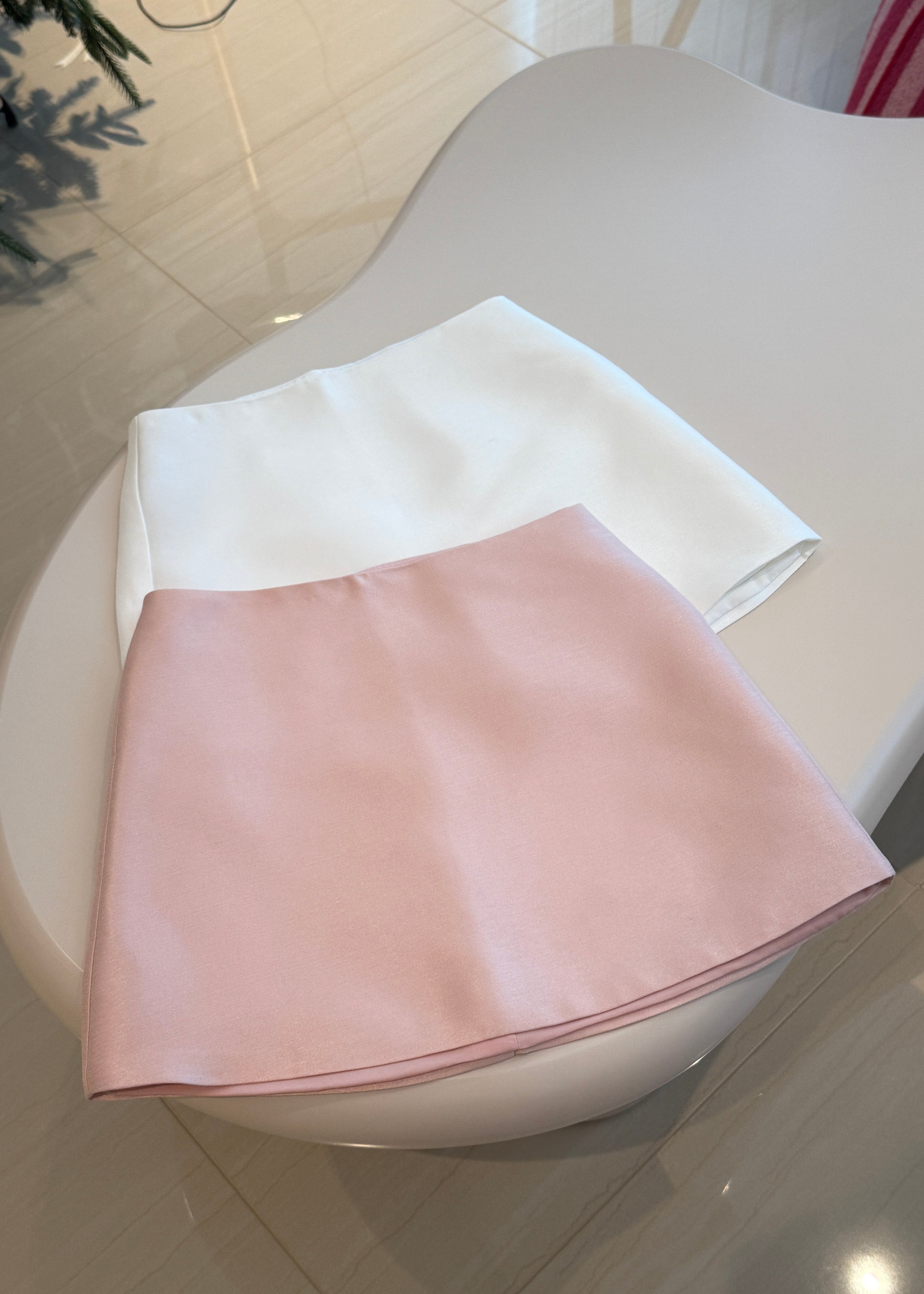 Roseveil Silk Skirt 瑞蔷轻纱裙 - White