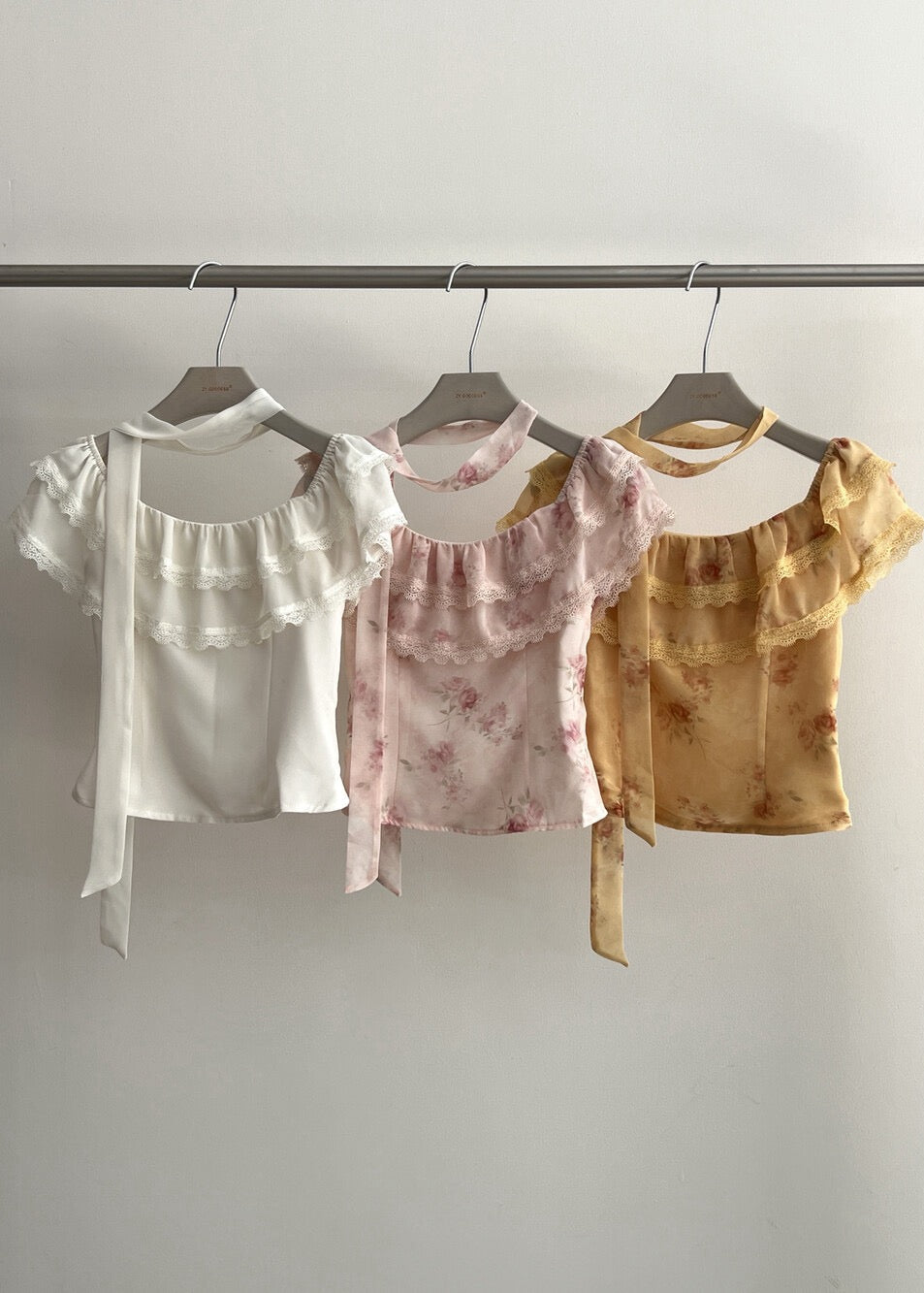 Celeste Lace Top - Yellow