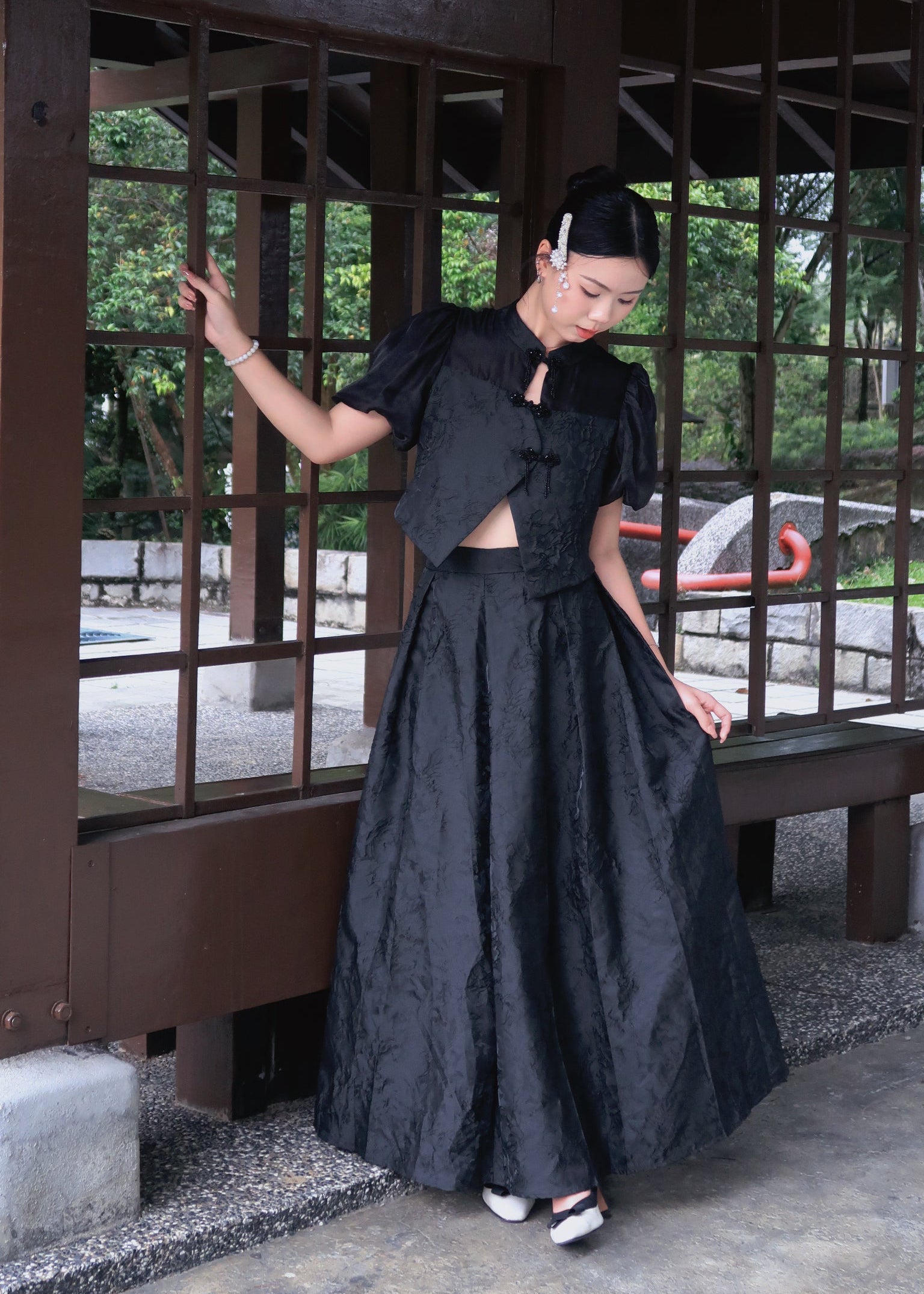 Prosper Pleated Set 福盈百褶套装 - Black