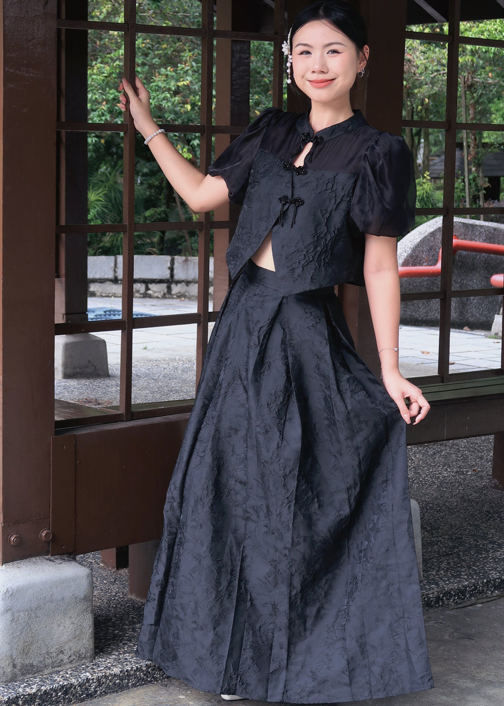 Prosper Pleated Set 福盈百褶套装 - Black