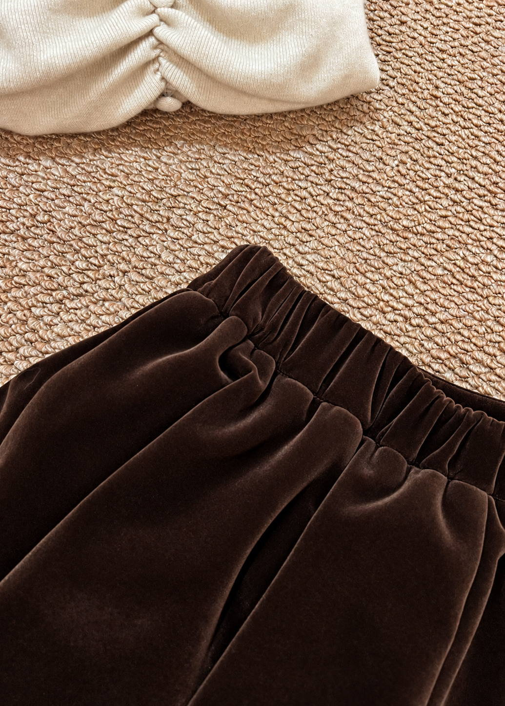 【 Pre-Order】Velvet Mini Skirt