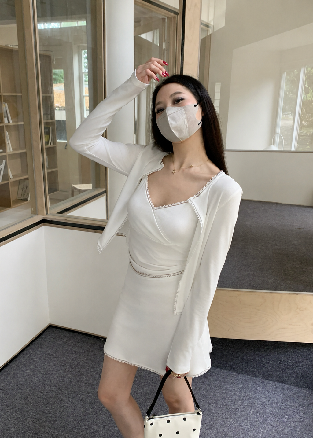 【Pre-Order】Vivienne Lace Set (Padded) - White
