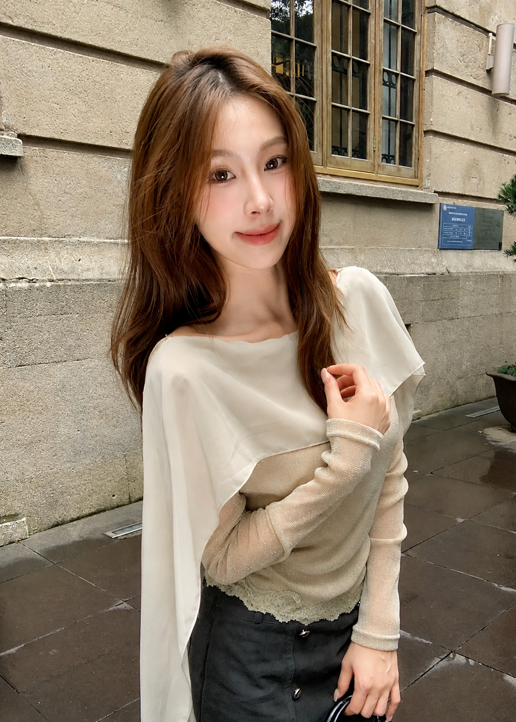 【Pre-Order】Arielle Draped Sleeve Top