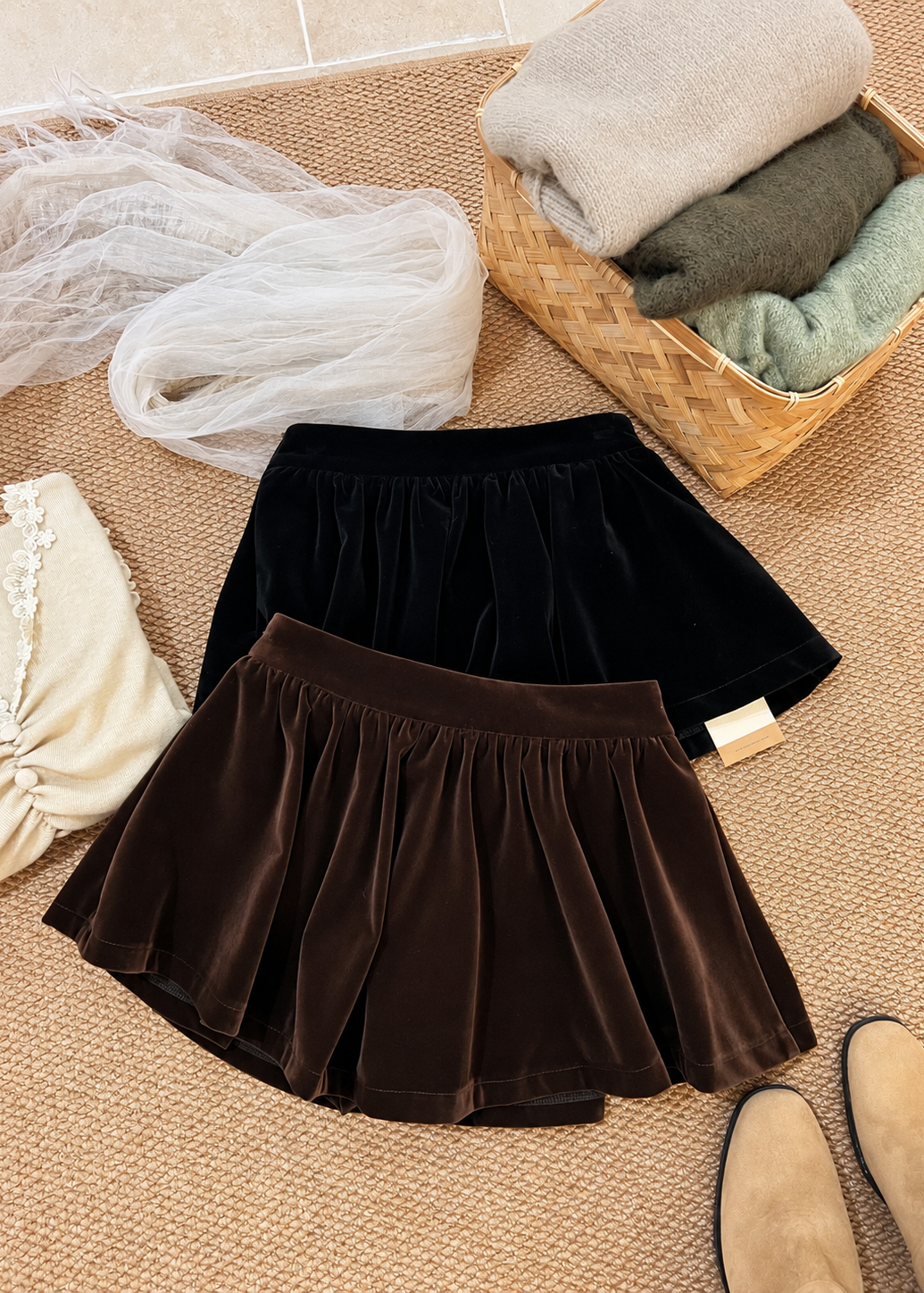 【 Pre-Order】Velvet Mini Skirt